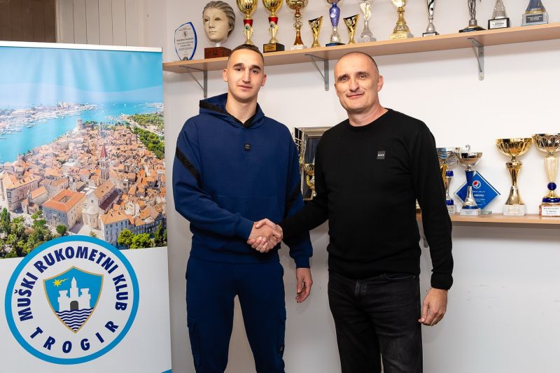 Distance R Tokić ANTONIO BERISLAV TOKIĆ PONOVNO U DRESU TROGIRA! | Trogirski portal